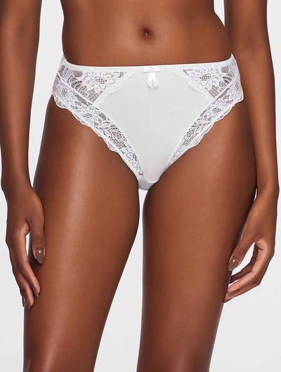Calcinha-Cavada-Alta-Basica-Com-Renda-Branco-Valisere Calcinha-Cavada-Alta-Basica-Com-Renda-Branco-Valisere