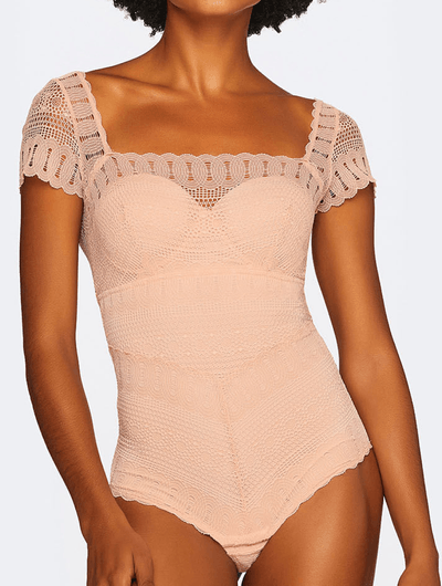 2023-07-12-Valisere_LOVING-90616-426_3826 2023-07-12-Valisere_LOVING-90616-426_3826