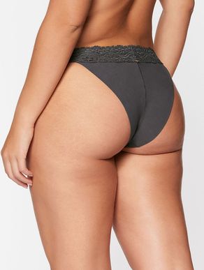 2025-05-28-Valisere_ESSENCIALLEVE_1_38849.5_44340_0319-12641--1-