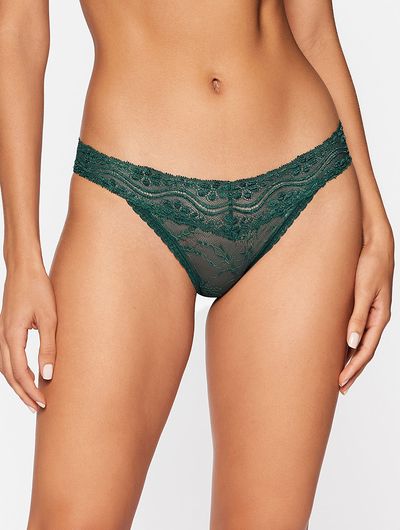 2025-05-28-Valisere_ESSENCIALLEVE_2_30517.5_70517.5_0273_14313--1- 2025-05-28-Valisere_ESSENCIALLEVE_2_30517.5_70517.5_0273_14313--1-