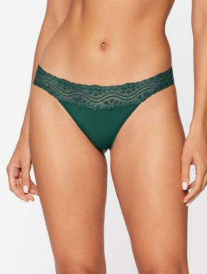 2025-05-28-Valisere_ESSENCIALLEVE_2_30517.5_44341_0273_14396--1-