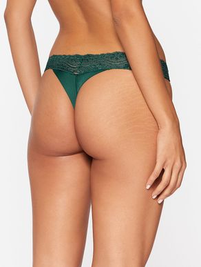 2025-05-28-Valisere_ESSENCIALLEVE_2_30517.5_44341_0273_14410--2-