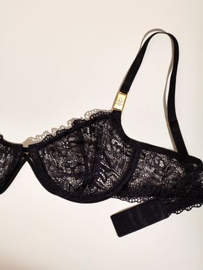 Valisere_INV2700--1-